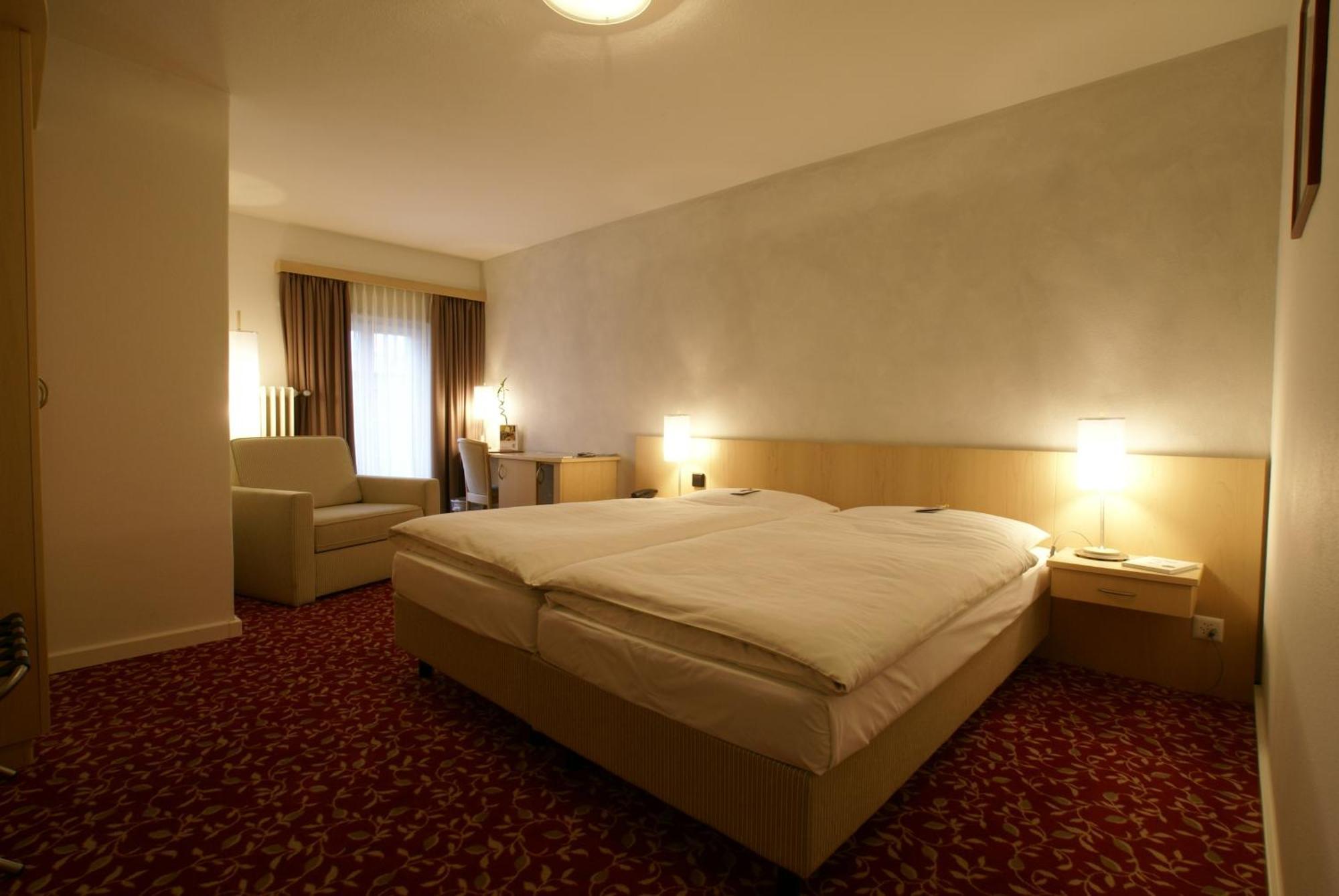 Ochsen Lenzburg Hotell Eksteriør bilde